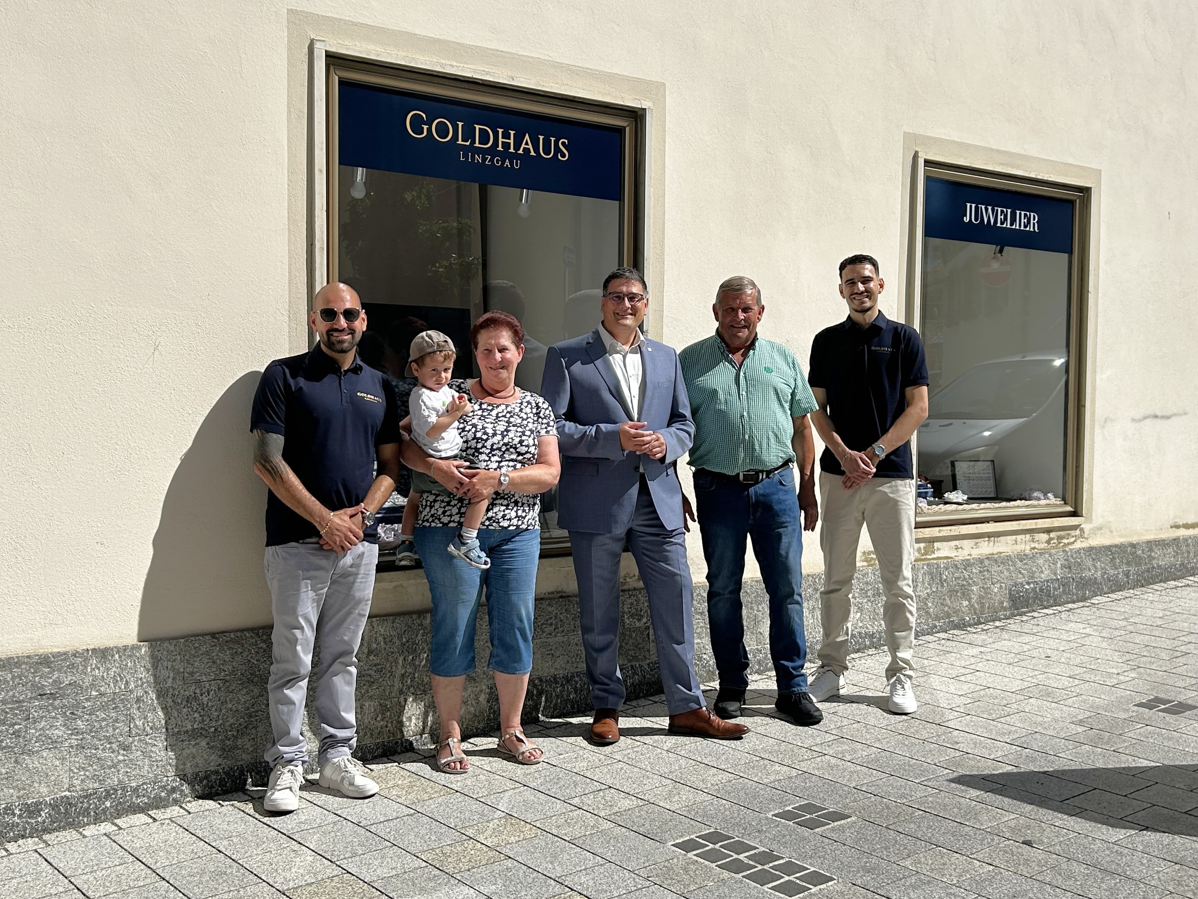 Eröffnung des Goldhauses Linzgau am Kirchplatz in Pfullendorf